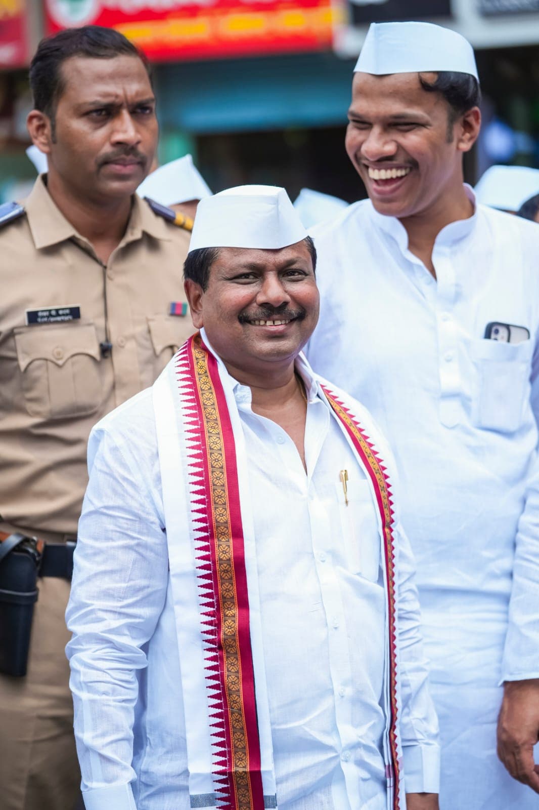 Anna Bansode with political leaders